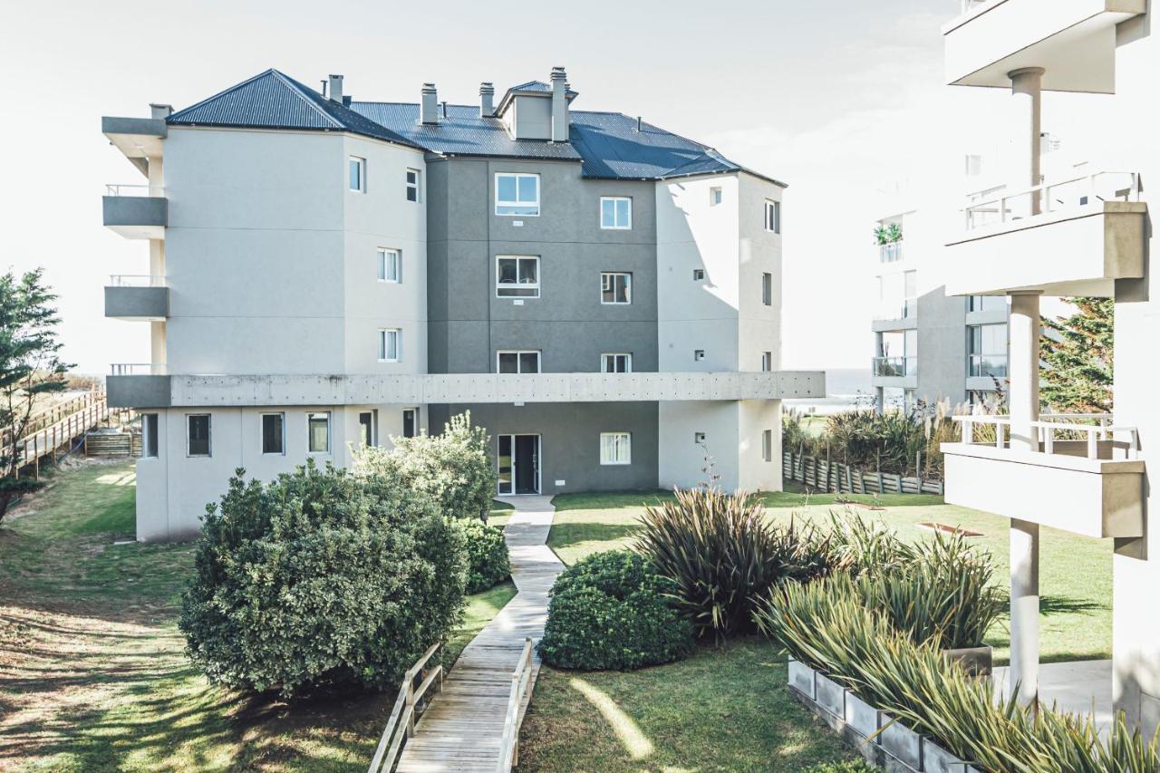 Arenas Carilo By Bund Apartment ภายนอก รูปภาพ